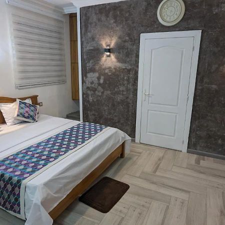 Happy House - Cosy Apartment With Private Pool And Walking Distance To Blue Bay Beach Bagian luar foto